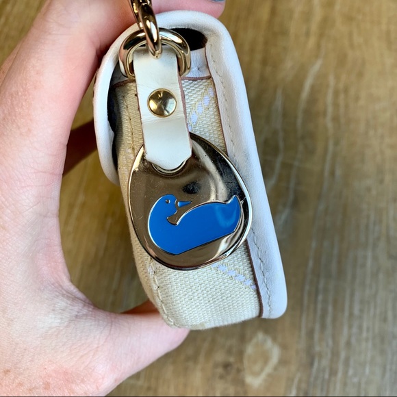 Dooney & Bourke Cream Wristlet A8 - Picture 4 of 8